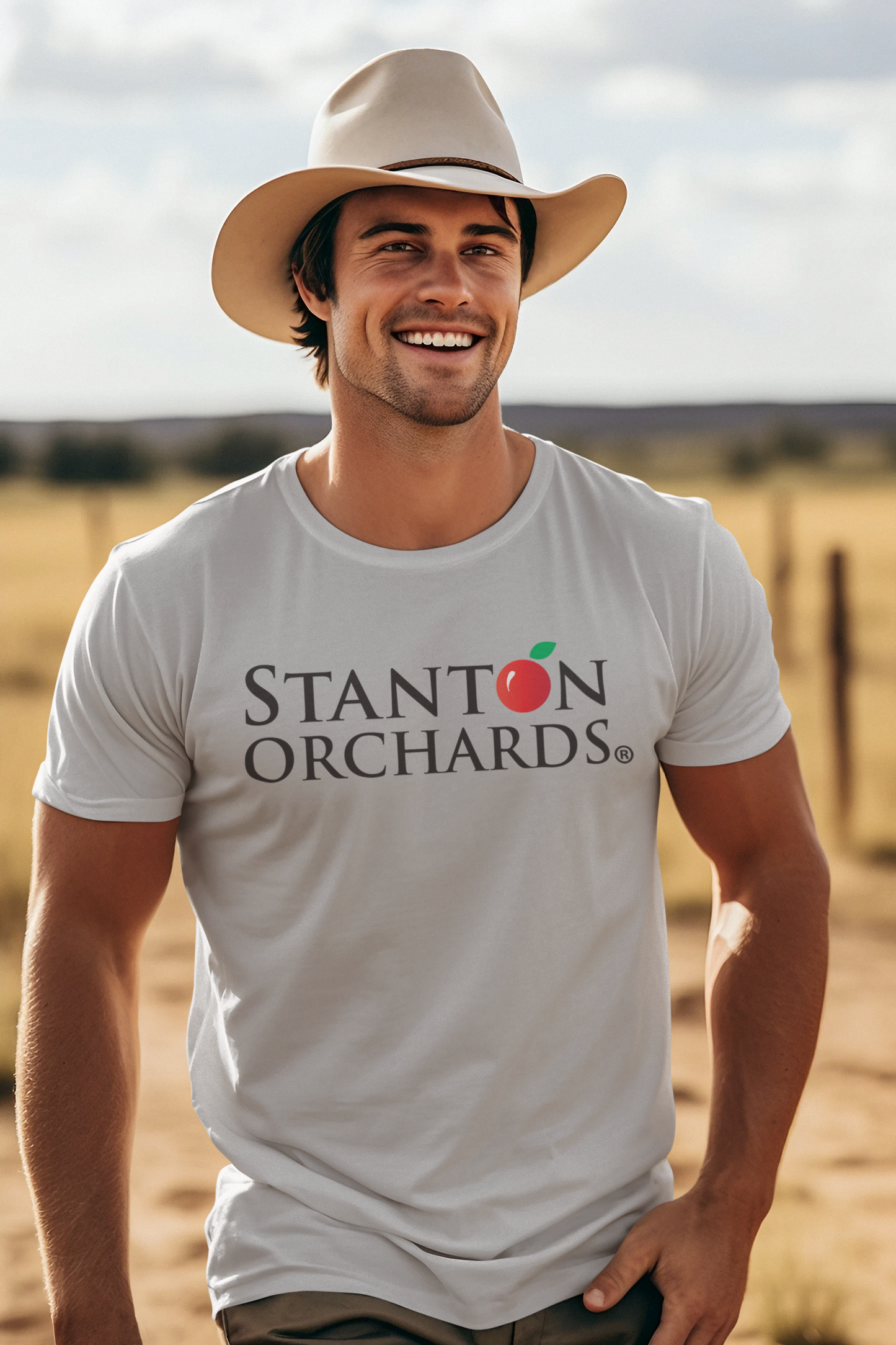 Official logo graphic classic T-shirt. White and light gray.